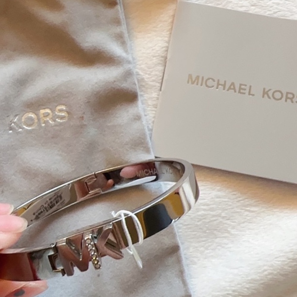Brand NEW Michael Kors Bracelet with Tags - Picture 2 of 4